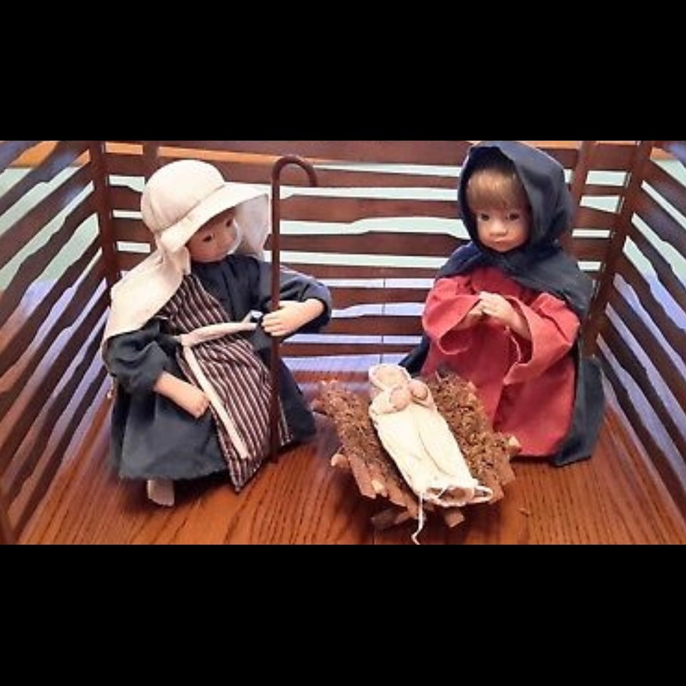 Ashton Drake Nativity set